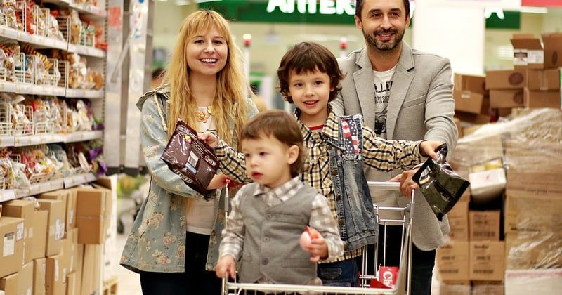 Budget alimentation famille 4 personnes : nos astuces pour bien manger sans se ruiner